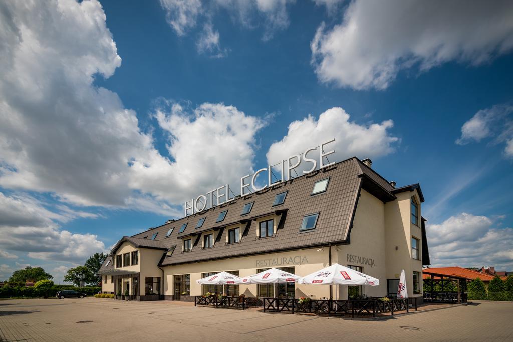 Hotel Eclipse Domasław Exterior foto